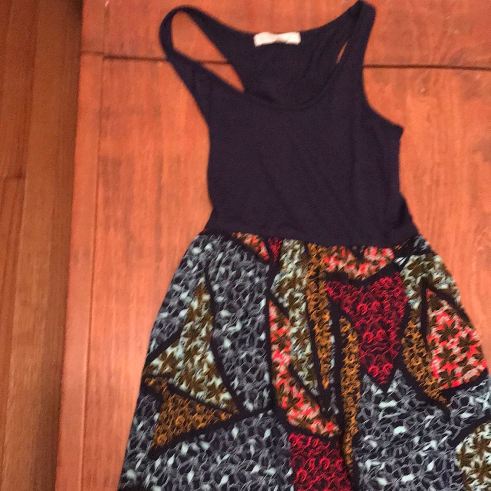 Dress - Picture 3 of 4
